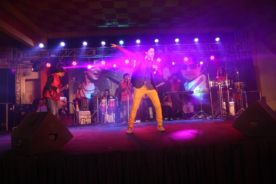 famous singer vadodara